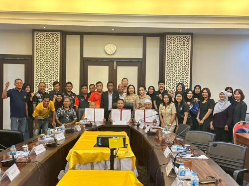 พอ.เมืองกระบี่ ขับเคลื่อนตำบลเข้มแข็งตามหลักปรัชญาของเศรษฐกิจพอเพียง