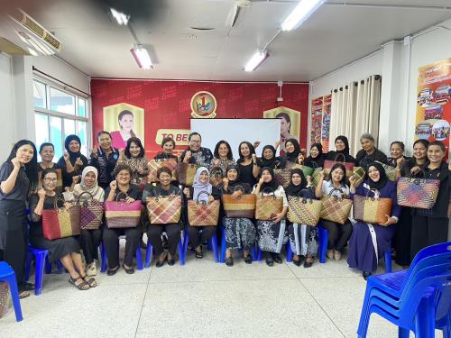 พช.เมืองกระบี่ ประชุมเพิ่มประสิทธิภาพการปฏิบัติงานกองทุนพัฒนาบทบาทสตรีแก่กลไกการขับเคลื่อนกองทุนพัฒนาบทบาทสตรี อ.เมืองกระบี่